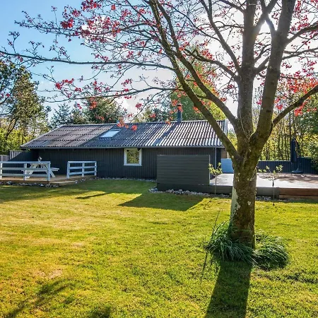 Two-bedroom Holiday In Halden * Toftlund